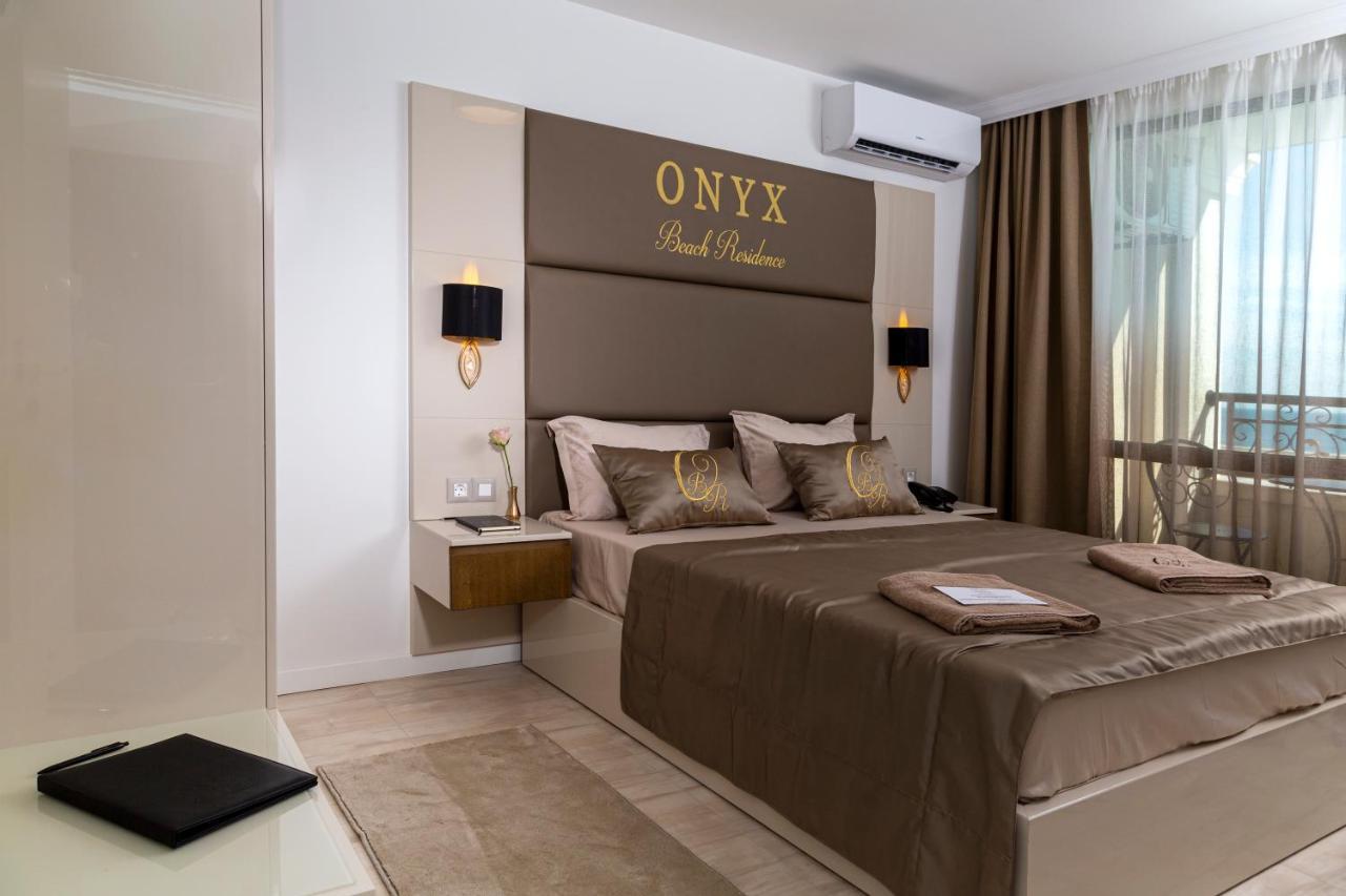 Onyx Beach Residence - Free Parking & Beach Access Светий Влас Екстер'єр фото