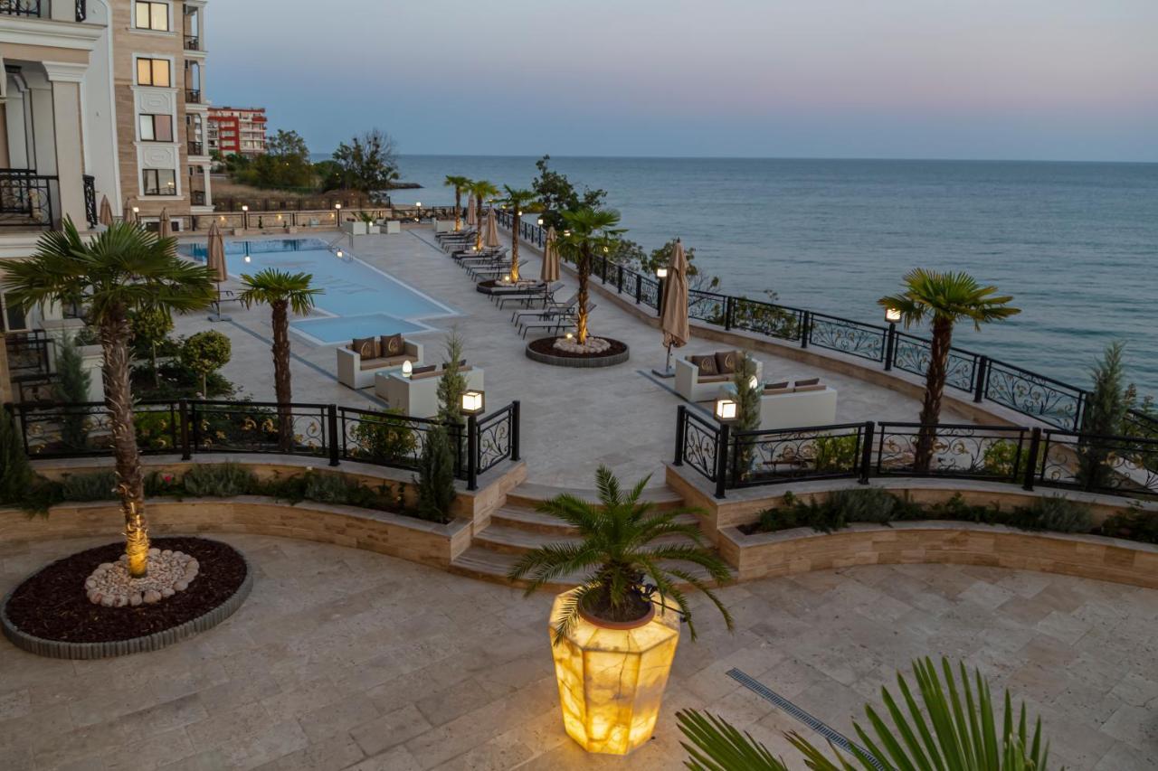 Onyx Beach Residence - Free Parking & Beach Access Светий Влас Екстер'єр фото