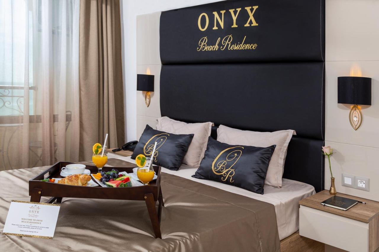 Onyx Beach Residence - Free Parking & Beach Access Светий Влас Екстер'єр фото