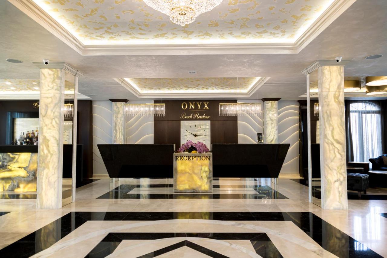 Onyx Beach Residence - Free Parking & Beach Access Светий Влас Екстер'єр фото